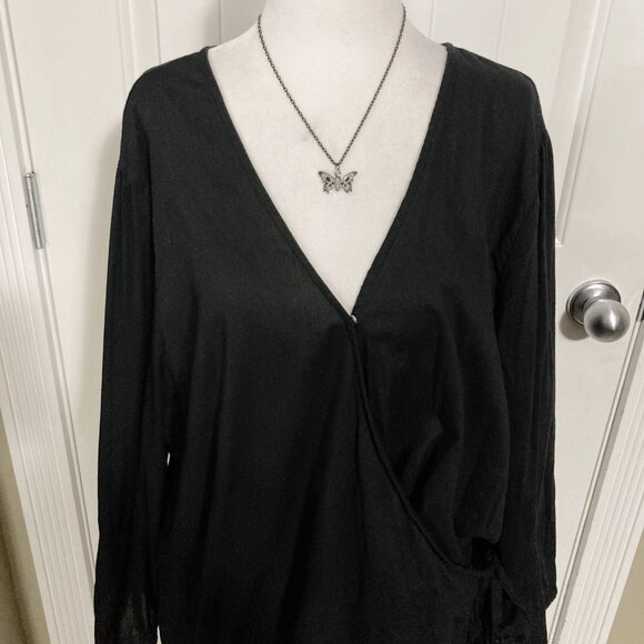 OLD NAVY Plus-size adjustable black v-neck wrap blouse goth 2X XXL 3X XXXL shirt - Picture 3 of 13